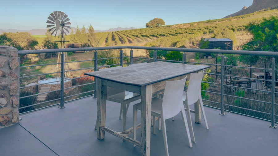 2 Bedroom Property for Sale in Ongegund Village Western Cape